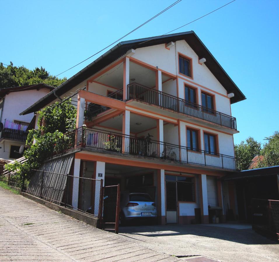 Apartman Komfor Banyaluka Dış mekan fotoğraf