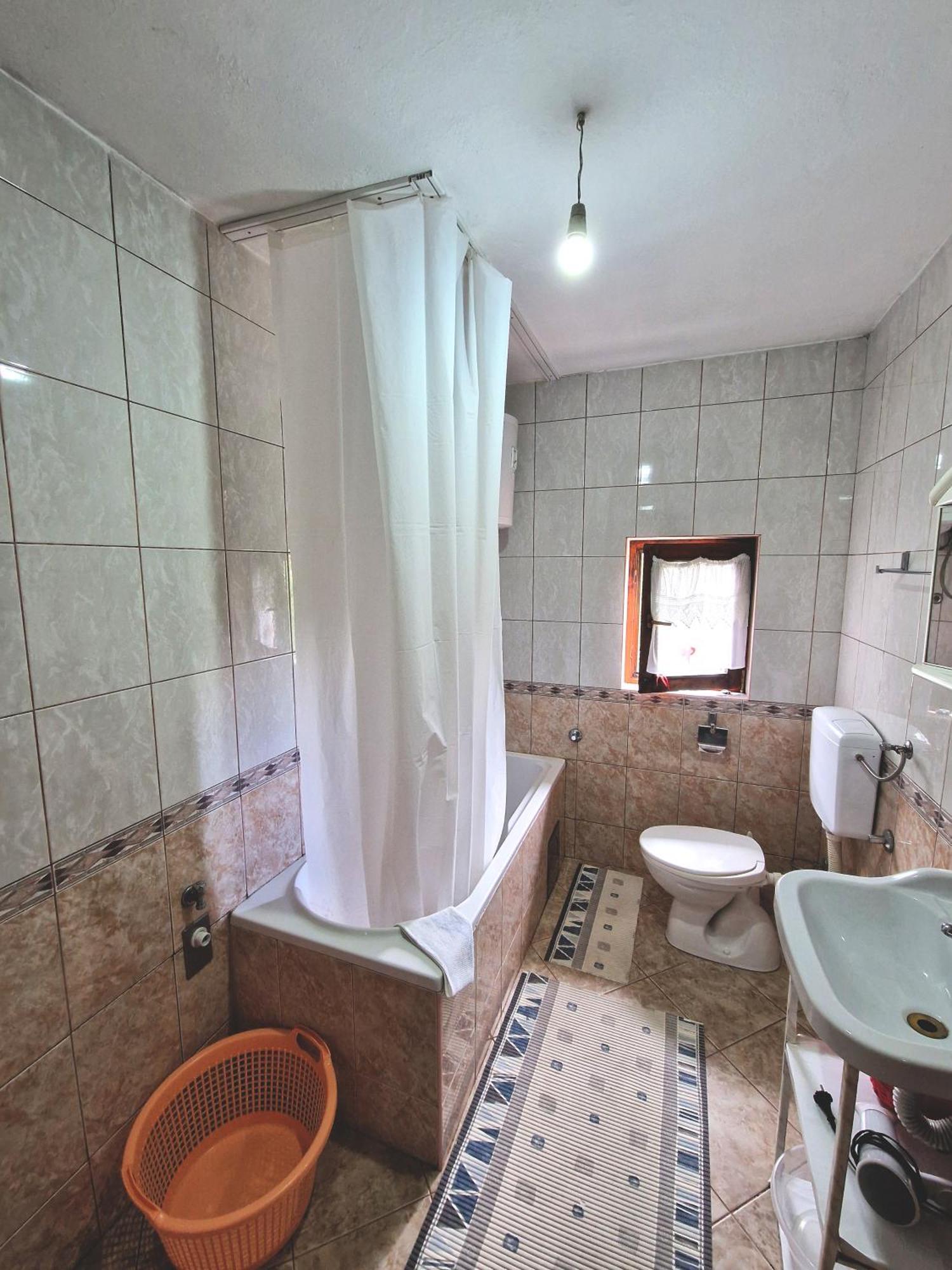 Apartman Komfor Banyaluka Dış mekan fotoğraf
